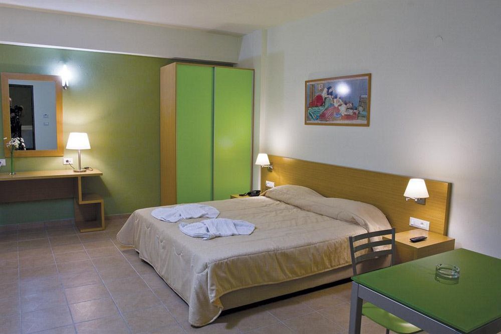 Athina Beach Hotel Като-Дарацо Екстер'єр фото